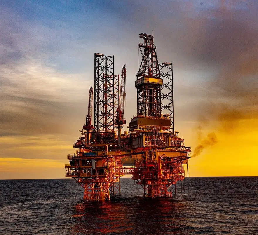 Offshore oil and gas platform requiring industrial uninterruptible power supply systems